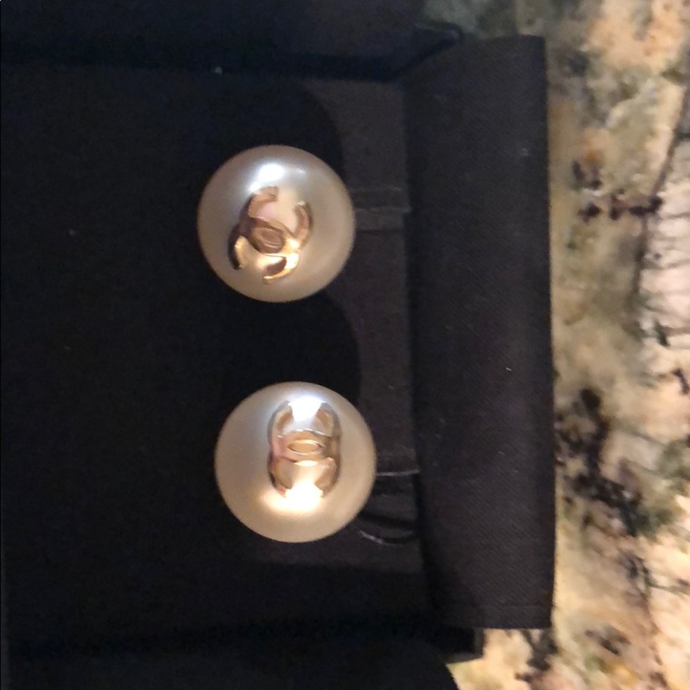 Chanel Pearl Earrings -  Chanel box